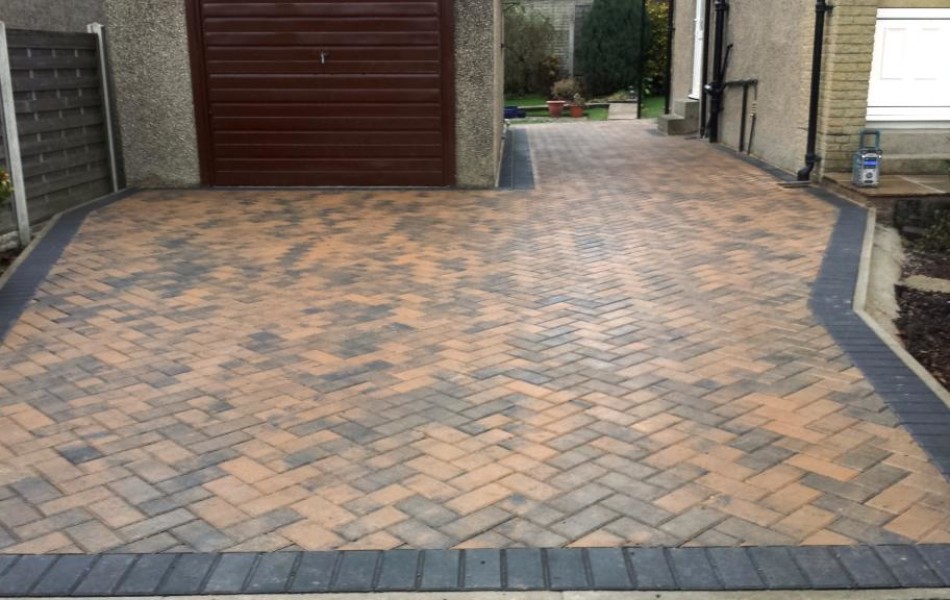 Driveway at Hawthorne Ave Brookhouse Lancaster3